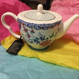 Extra Large Teapot Designed In England